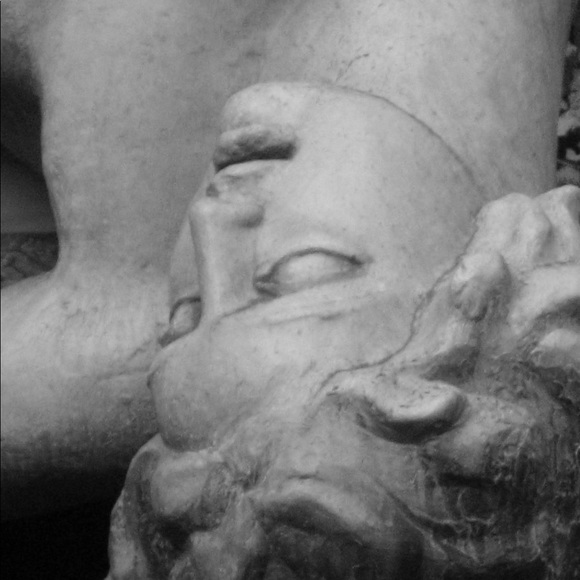 Meet your Posher, Aisha - Picture 4 of 12